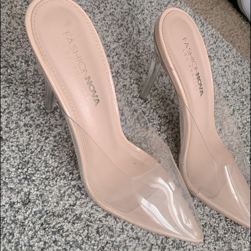 Fashion nova heels